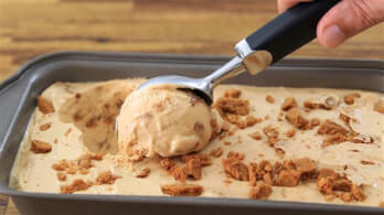 גלידת לוטוס ביתית מ4 מצרכים בלבד
